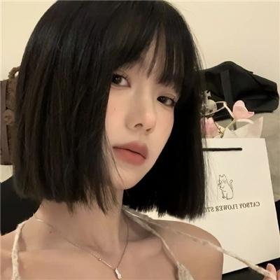 桃花映江山